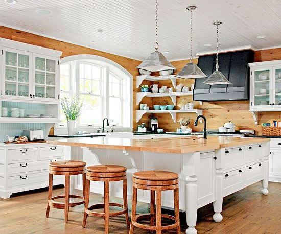 Wooden panels for walls - country kitchen