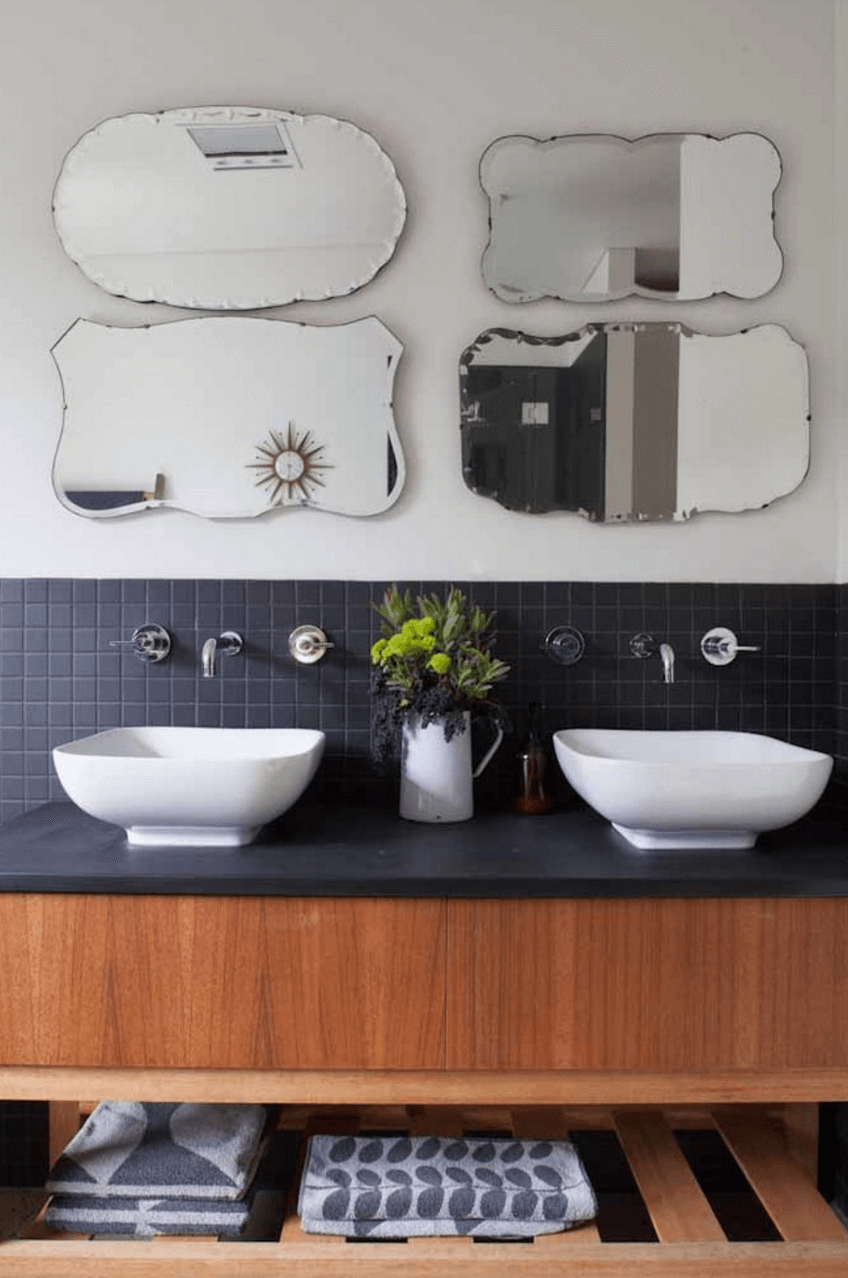 Оригинальный дизайн зеркала в интерьере ванной комнаты - Фото 19