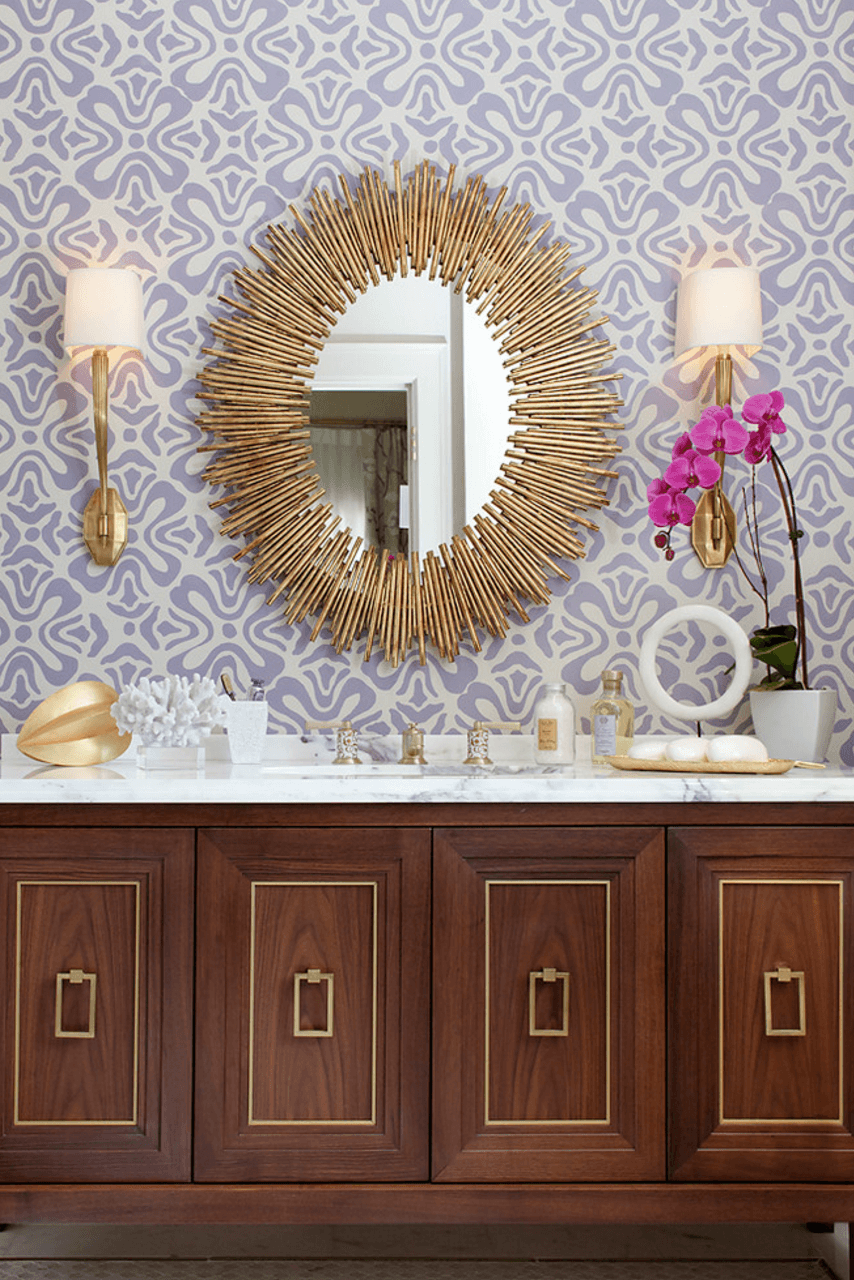 Оригинальный дизайн зеркала в интерьере ванной комнаты - Фото 26