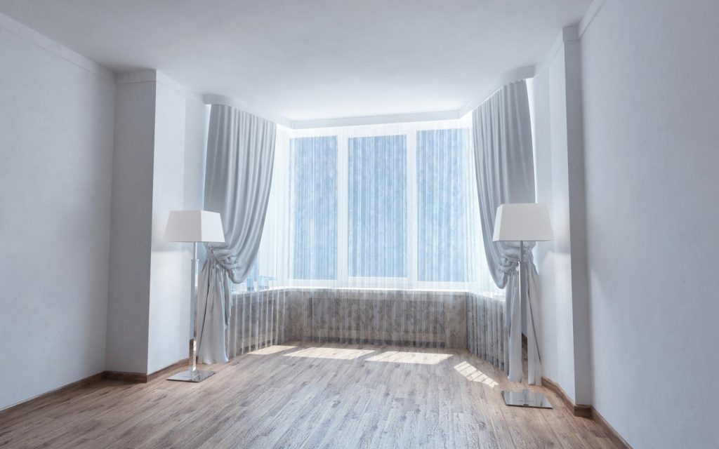 Эркерные окна — оформление в гостиной, спальне и на кухне