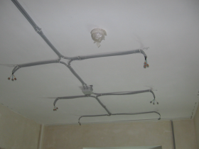 Wiring ceiling